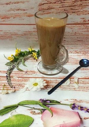 Карамельний чай з молоком