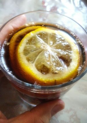 Коктейль з джином і кока-колою