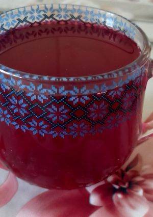 Компот з вишні та смородини