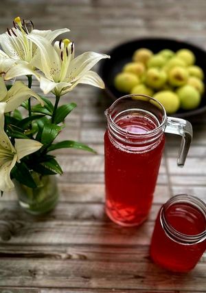 Компот з білого наливу