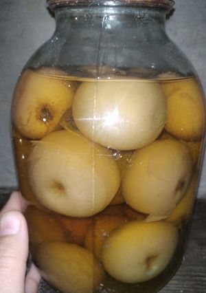 Компот з білого наливу на зиму