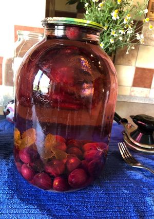 Компот із черешні