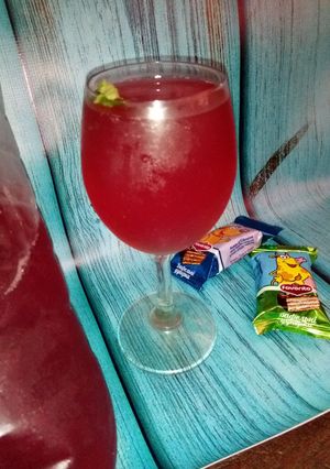 Компот із малини