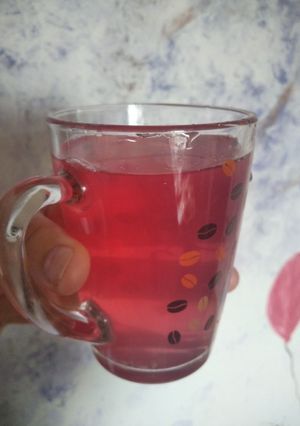 Компот з яблуками і домашнім виноградом