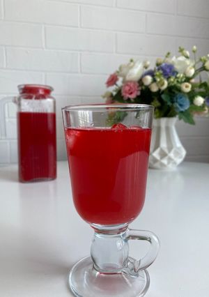 Лимонад із червоної смородини