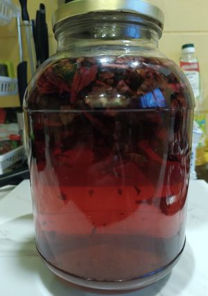 Напій з фіолетового базиліка