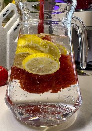 Освіжаючий полуничний лимонад