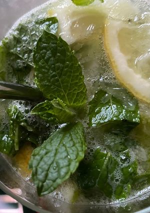 Освіжаючий мʼятний коктейль