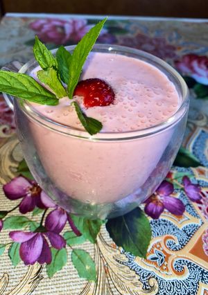 Полуничне смузі