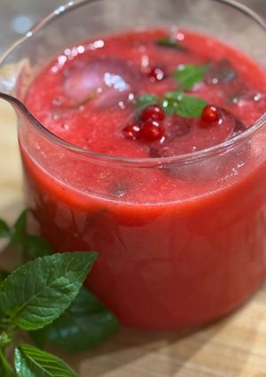 Смузі з порічок та полуниць