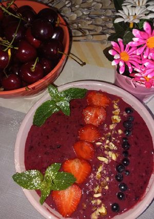 Смузі з чорниці, полуниці та малини!! Корисно та смачно!!!