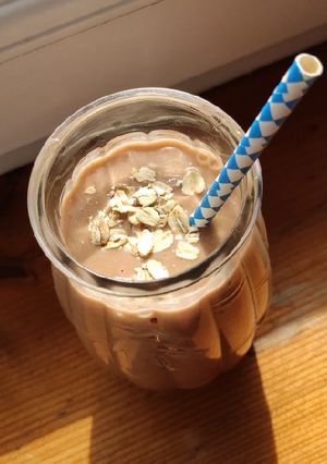 Смузі із вівсянкою і бананом