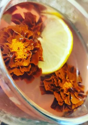 Чай з чорнобривців