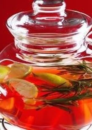 Чай с лимоном и пряностями