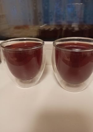 Холодный чай с ягодами