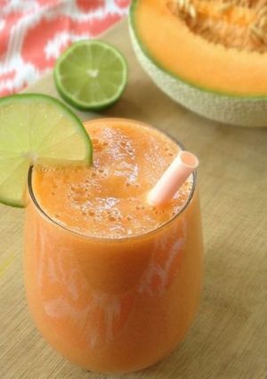 Коктейль дайкири из дыни с лаймом и ромом в Майкук