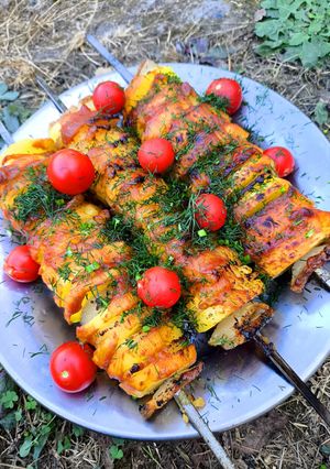 Картопля з салом на шампурах