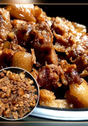 Лінива рулька в медово-соєвому соусі на сковороді