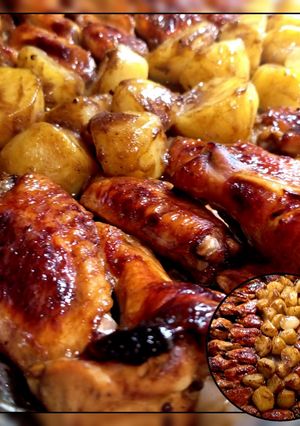 Курячі крильця з картоплею в ягідно- соєвому соусі з кетчупом і копченою паприкою