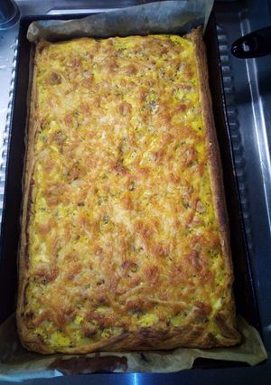 Кіш з картоплею та куркою з готовим дріжджовим листковим тістом