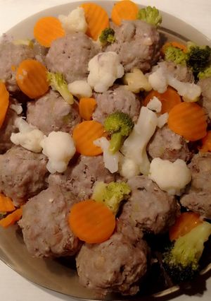 Парові котлети і овочі Обід за 15 хвилин