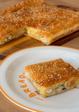 Пиріг з куркою і грибами