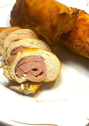 Рулетики из курицы с ветчиной