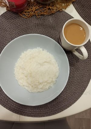 Рисова каша з молоком на сніданок
