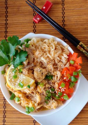 Сирно- лимонний рамен з куркою