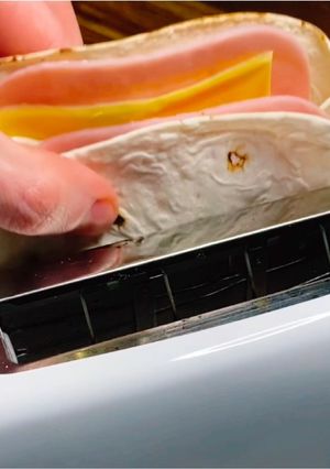 Сніданок в тостері