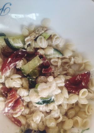 Холодний салат з куркою