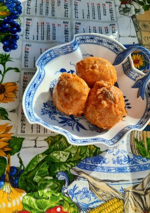 Фрикадельки з рисом та куркою