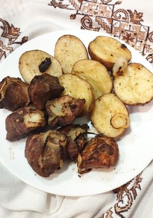 Шашлик і картопля в духовці