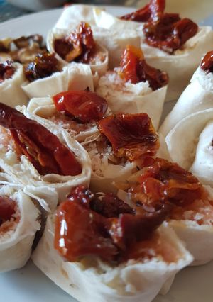 Швидкі рулети з лососем