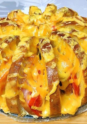 Закуска за 15 минут для всей семьи или пирог из батона! Готовлю уже третий день подряд!