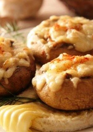 Оригинальная закуска из шампиньонов к Новому году