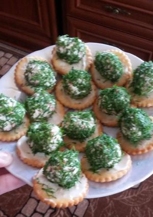 Закуска з крекеру