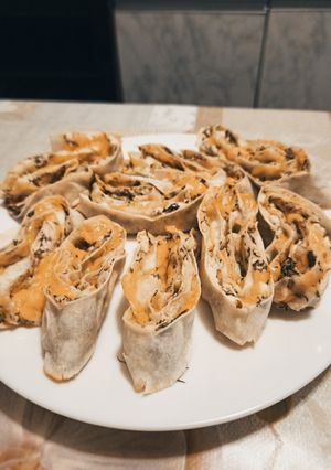 Закуска з лаваша і сиру