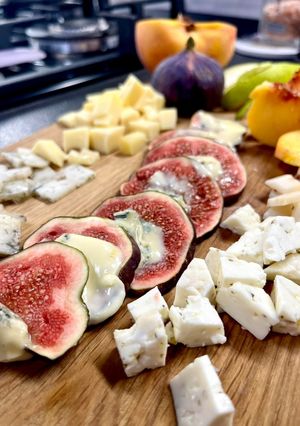 Закуска з інжиром та дорблю