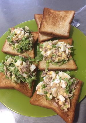 Закуска с тунцом