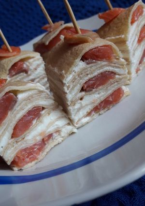 Канапе з червоною рибою