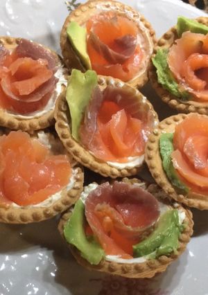 Тарталетки з лососем