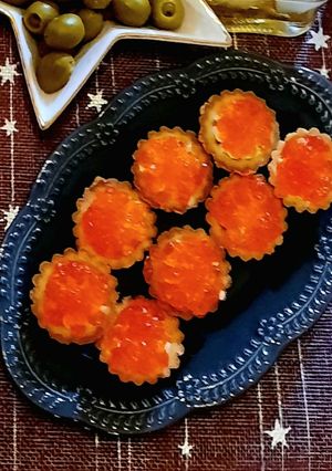 Тарталетки з ікрою